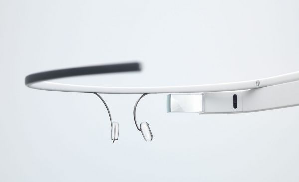 Caractéristiques des lunettes Google Glass et MyGlass